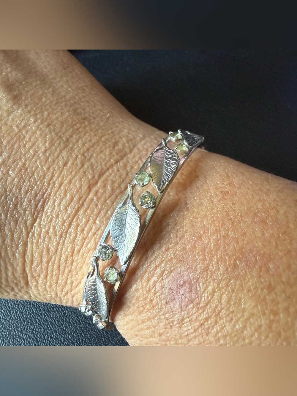 Krementz Vintage Silver Tone Leaf Design Cuff Bracelet with Rhinestones